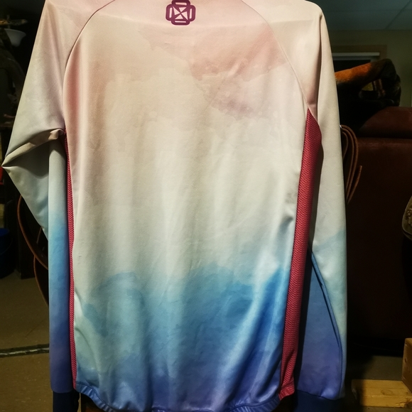 Cotton Candy Msport6 zip up shirt - Picture 2 of 2
